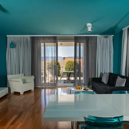 Aparthotel Azzurra Bol