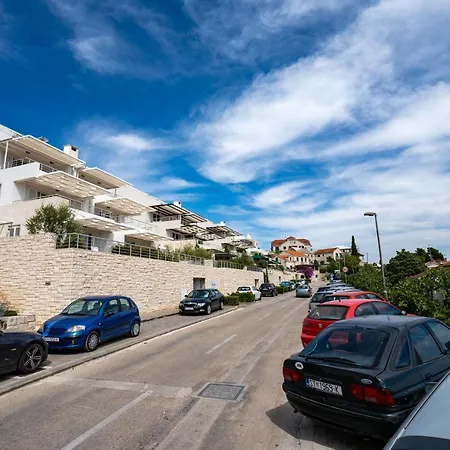 Azzurra Aparthotel 4*
