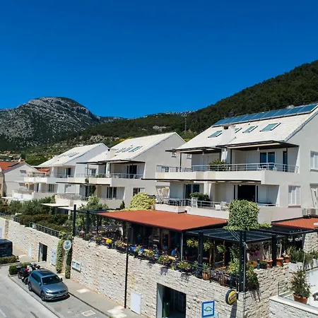 Aparthotel Azzurra