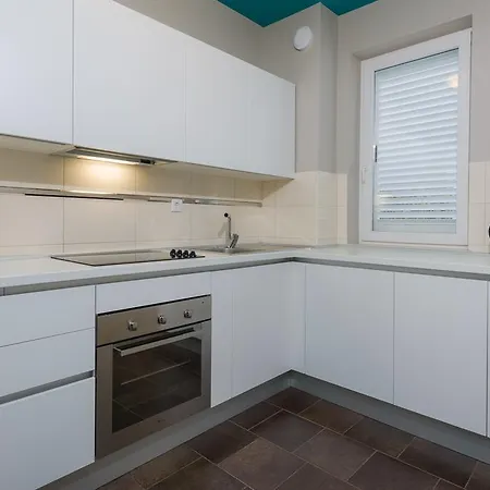 Aparthotel Azzurra Bol