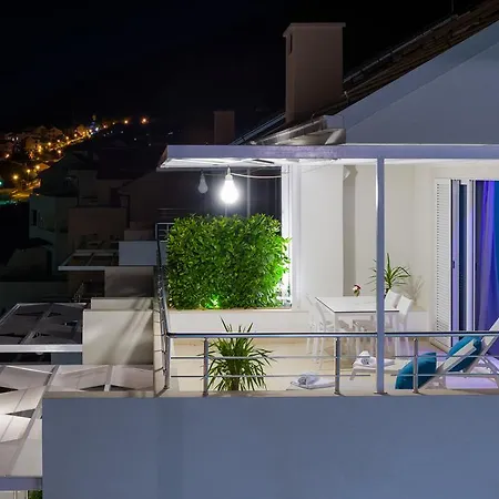Azzurra Aparthotel