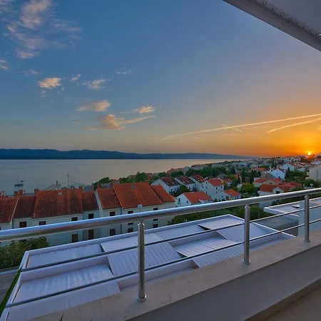Aparthotel Azzurra Bol