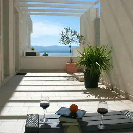 Azzurra Aparthotel 4*